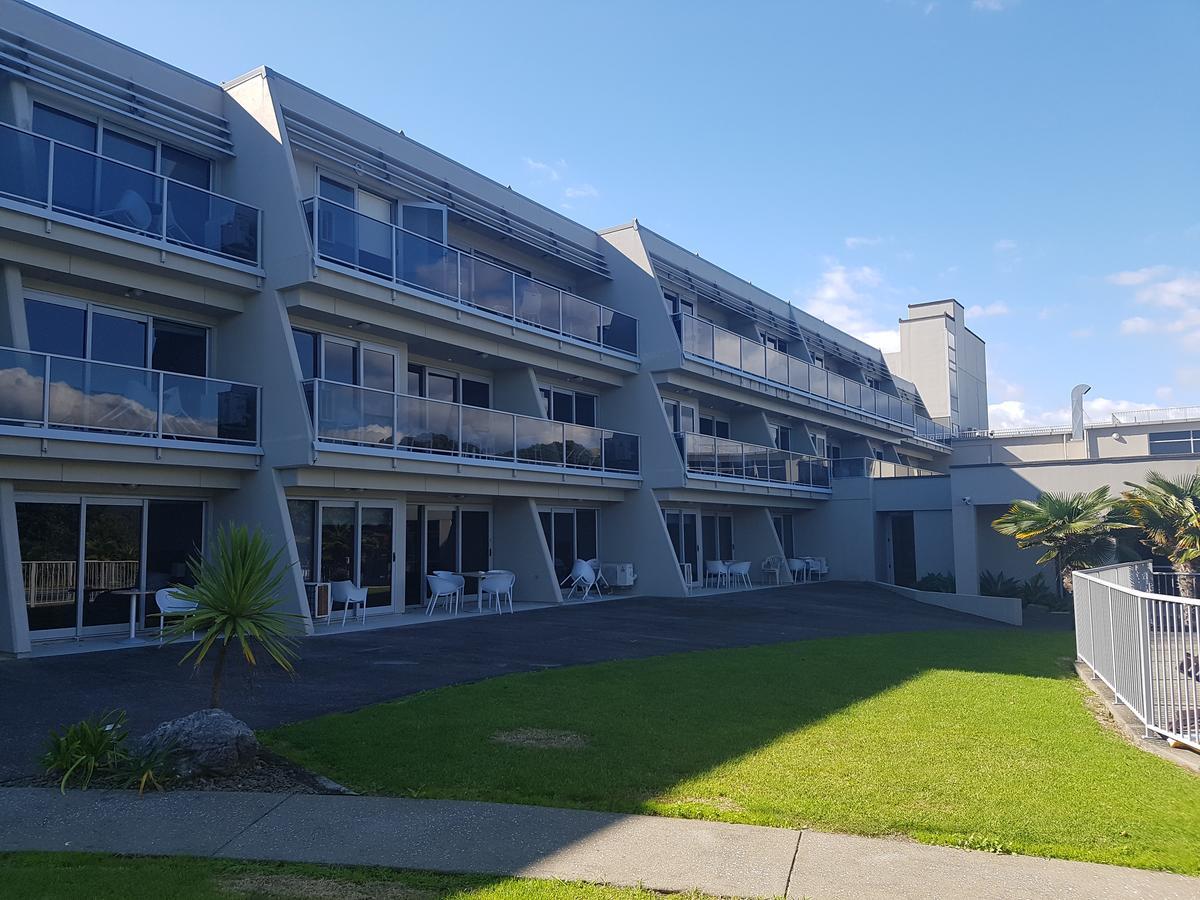 特卡哈海滩度假酒店 Te Kaha 外观 照片